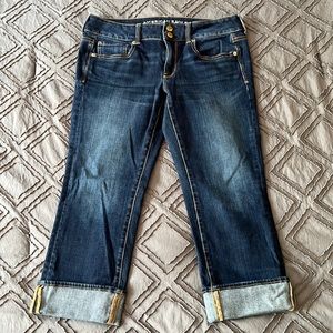 American Eagle Artist crop jeans size 10 regular